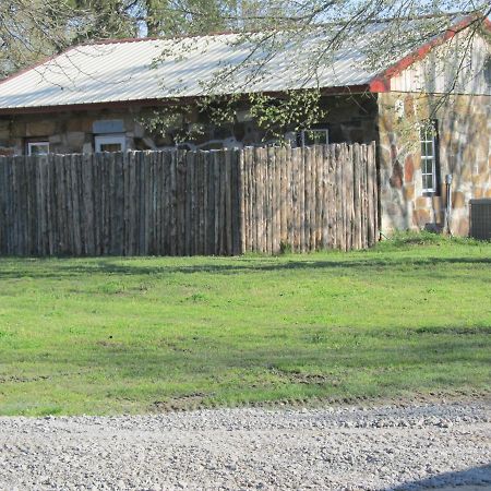 Berrybramble Cottage Talihina Экстерьер фото